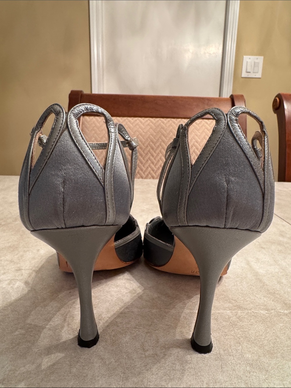 Manolo Blahnik Silver-Gray Satin Pointed Toe Ankle-Strap Heels - Picture 2 of 9